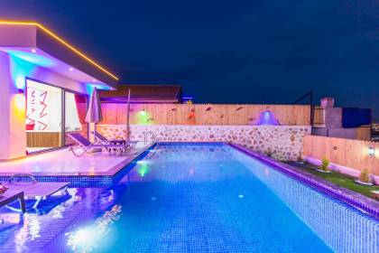 Villa Asya | Kalkan Muhafazakar Havuzlu Villa