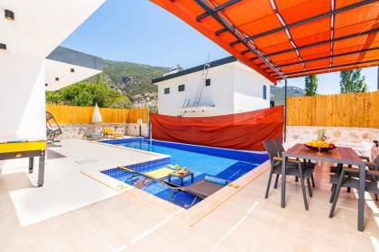 Villa Begonvil | İslamlar Kalkan