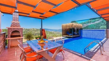 Villa Demir | Kalkan Balayı Çifti Villası
