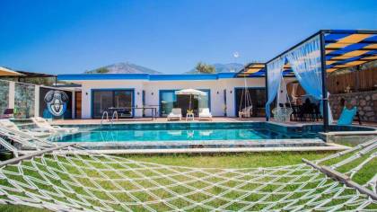 Villa Piker House / Kalkan Balayı Villası Kiralama