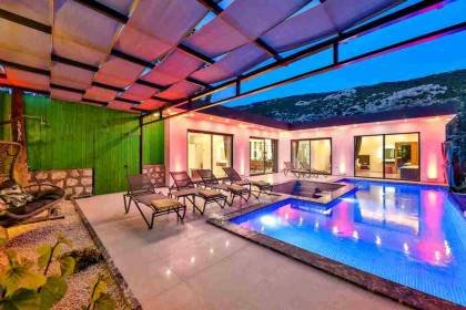 Villa Suvari Vier | Kalkan 6 Kişilik Villa Kiralama