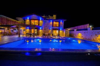 Villa Zümra | Kalkan Geniş Aile Villası